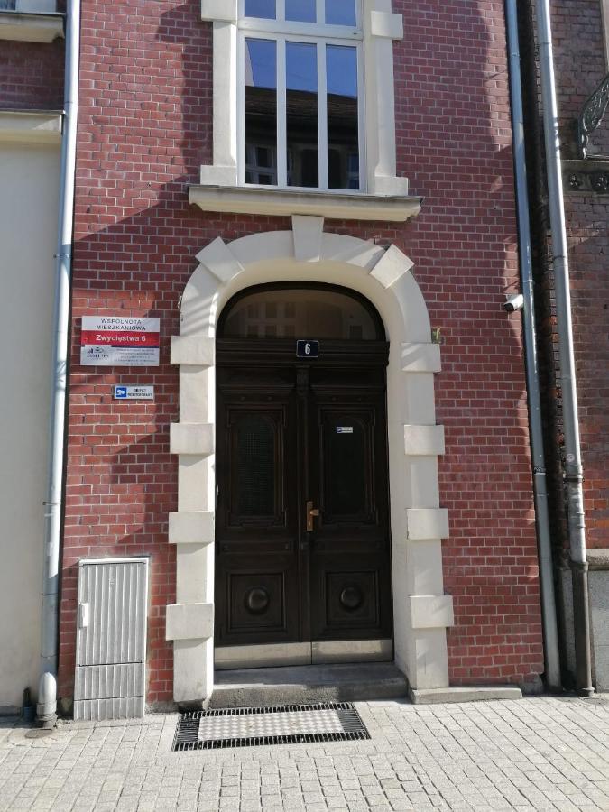 Apartament Old Town Apartment กลีวิตเซ ภายนอก รูปภาพ